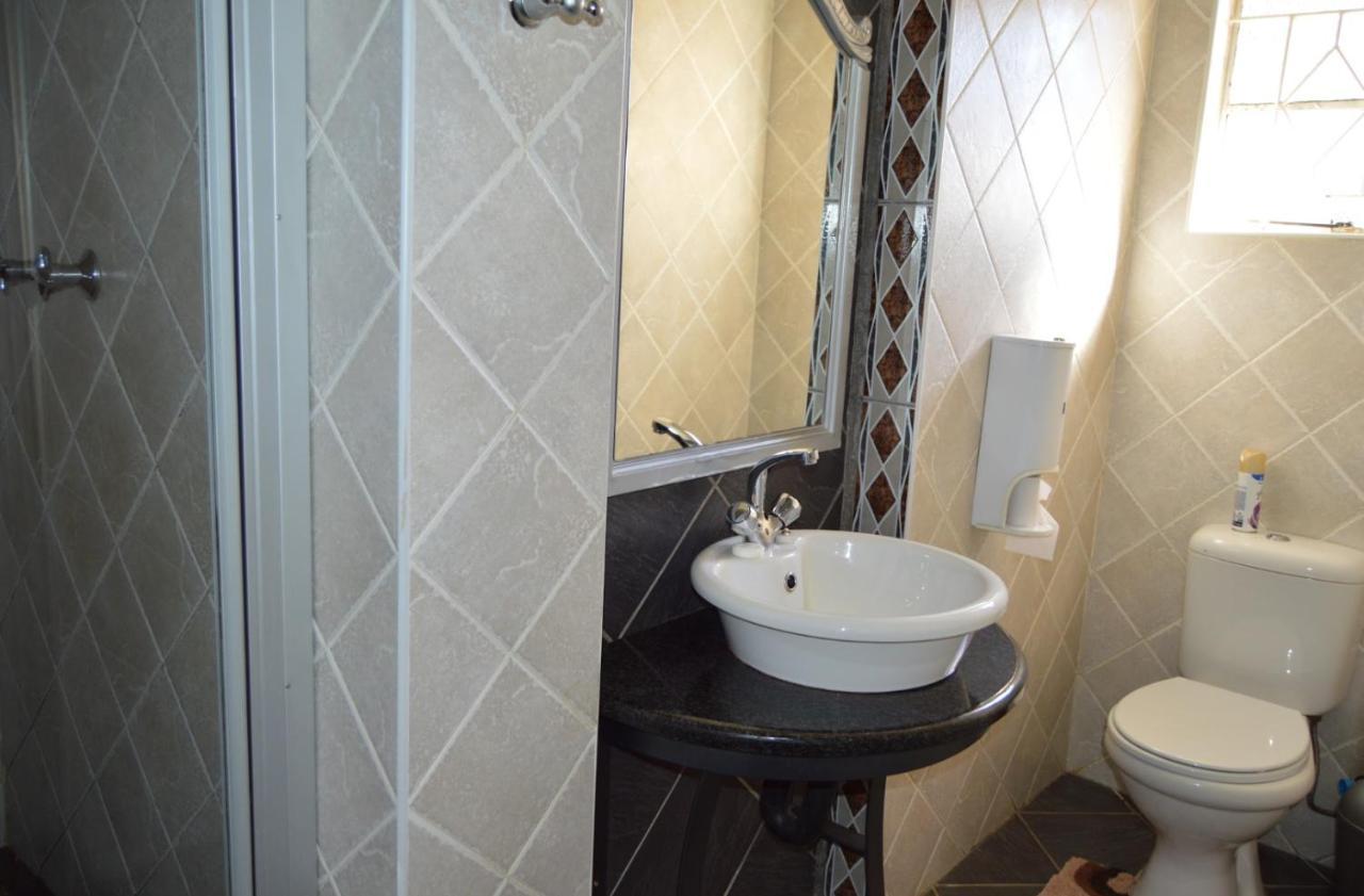 ניוקאסל House Ebony B&B מראה חיצוני תמונה