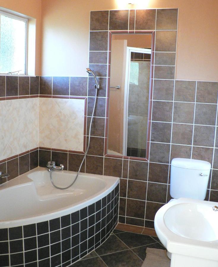 ניוקאסל House Ebony B&B מראה חיצוני תמונה